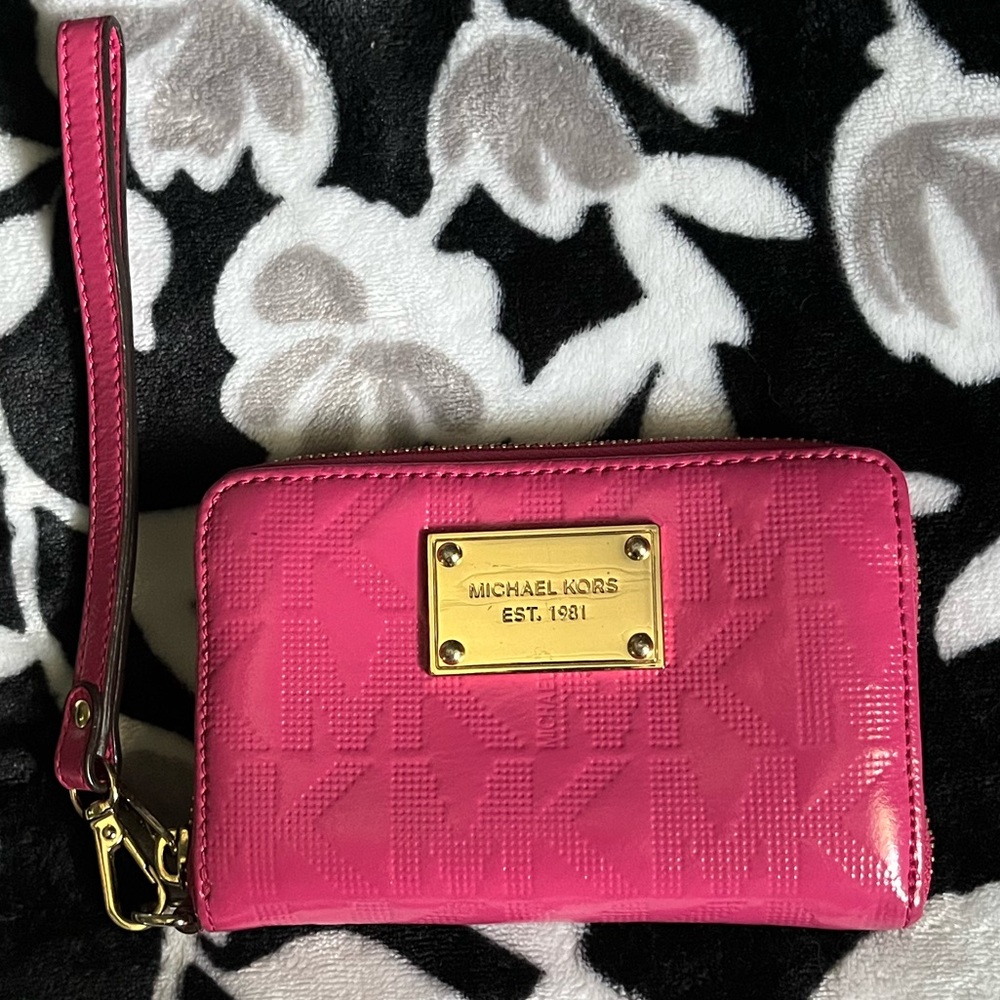Michael Kors Fuchsia Wristlet Clutch
